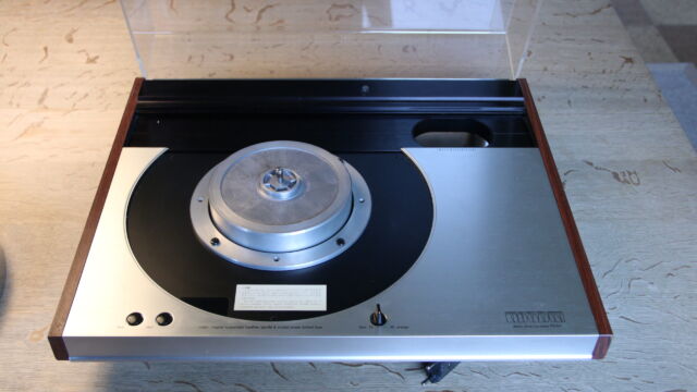 Luxman PD-441 without platter